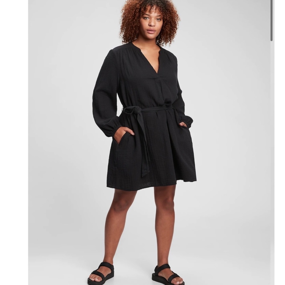 Brand New! GAP Tie-Waist Black Dress